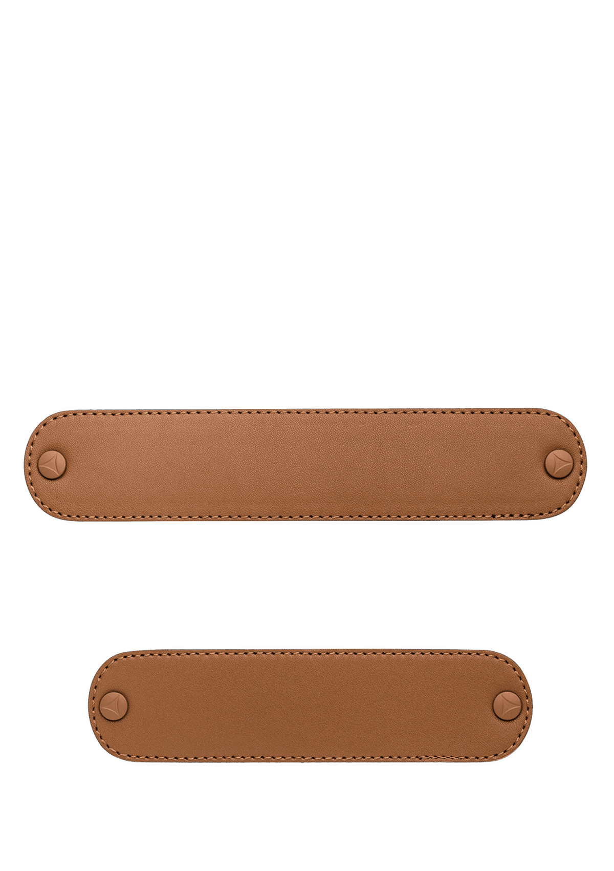 Frontalansicht auf neutralem Hintergrund des Produktes All Plain in der Farbe Cognac