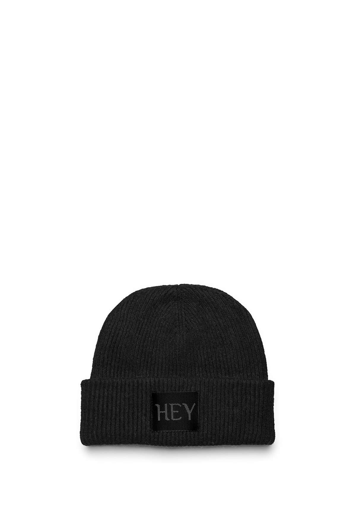 Seitenansicht auf neutralem Hintergrund des Produktes Cozy Beanie in der Farbe Black