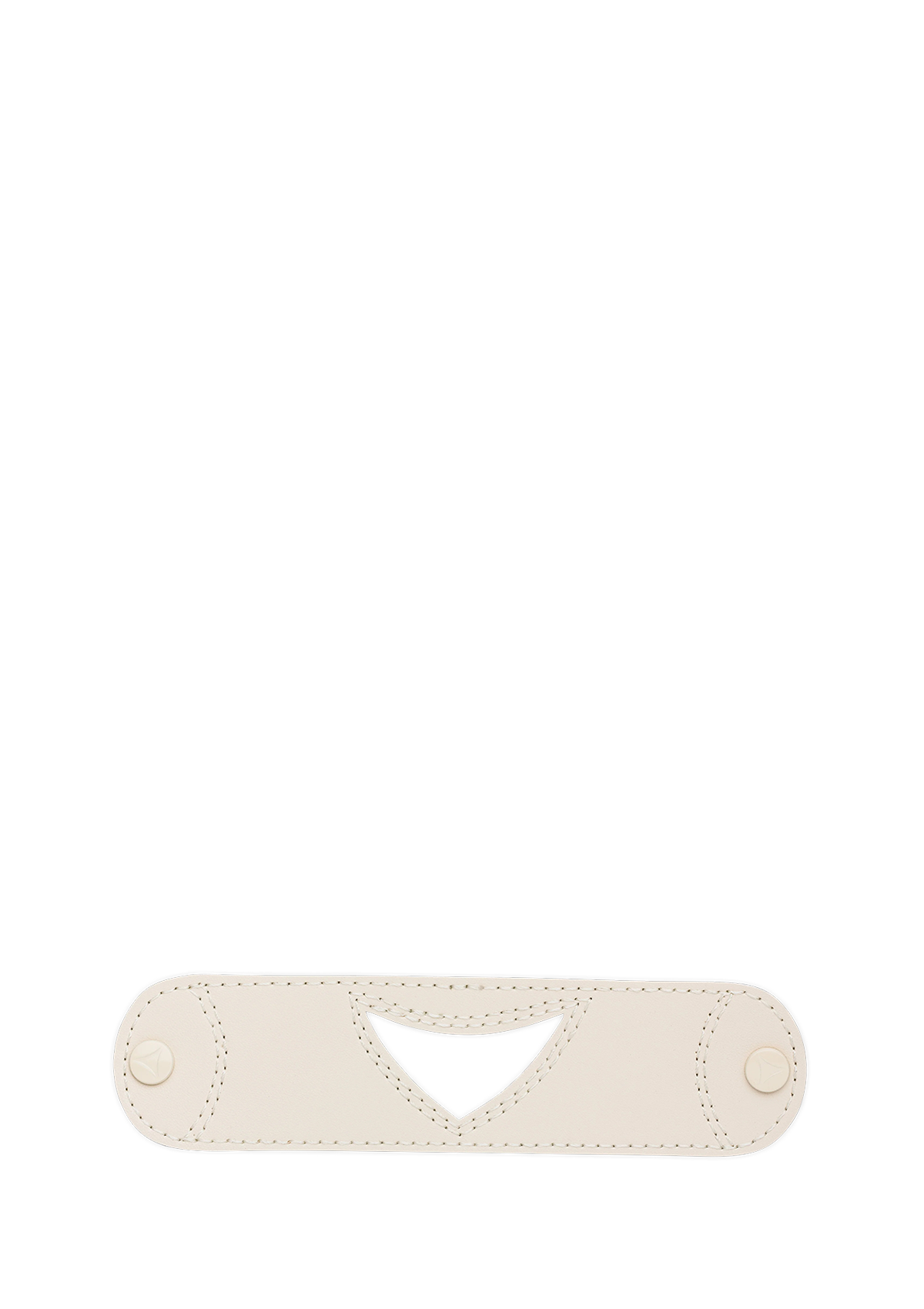 Frontalansicht auf neutralem Hintergrund des Produktes Plain Penny in der Farbe Crema