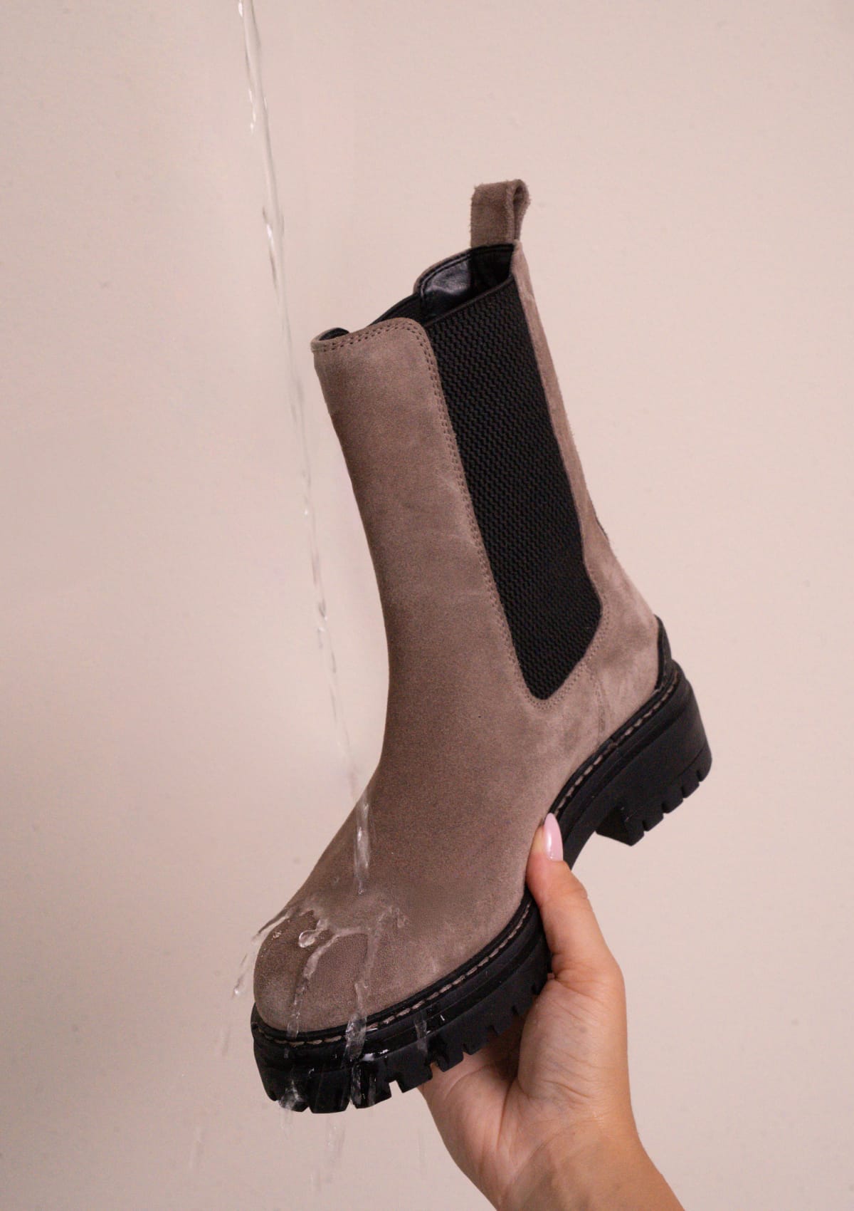 Produktabbildung auf neutralem Hintergrund des Produktes Umbrella Spray 