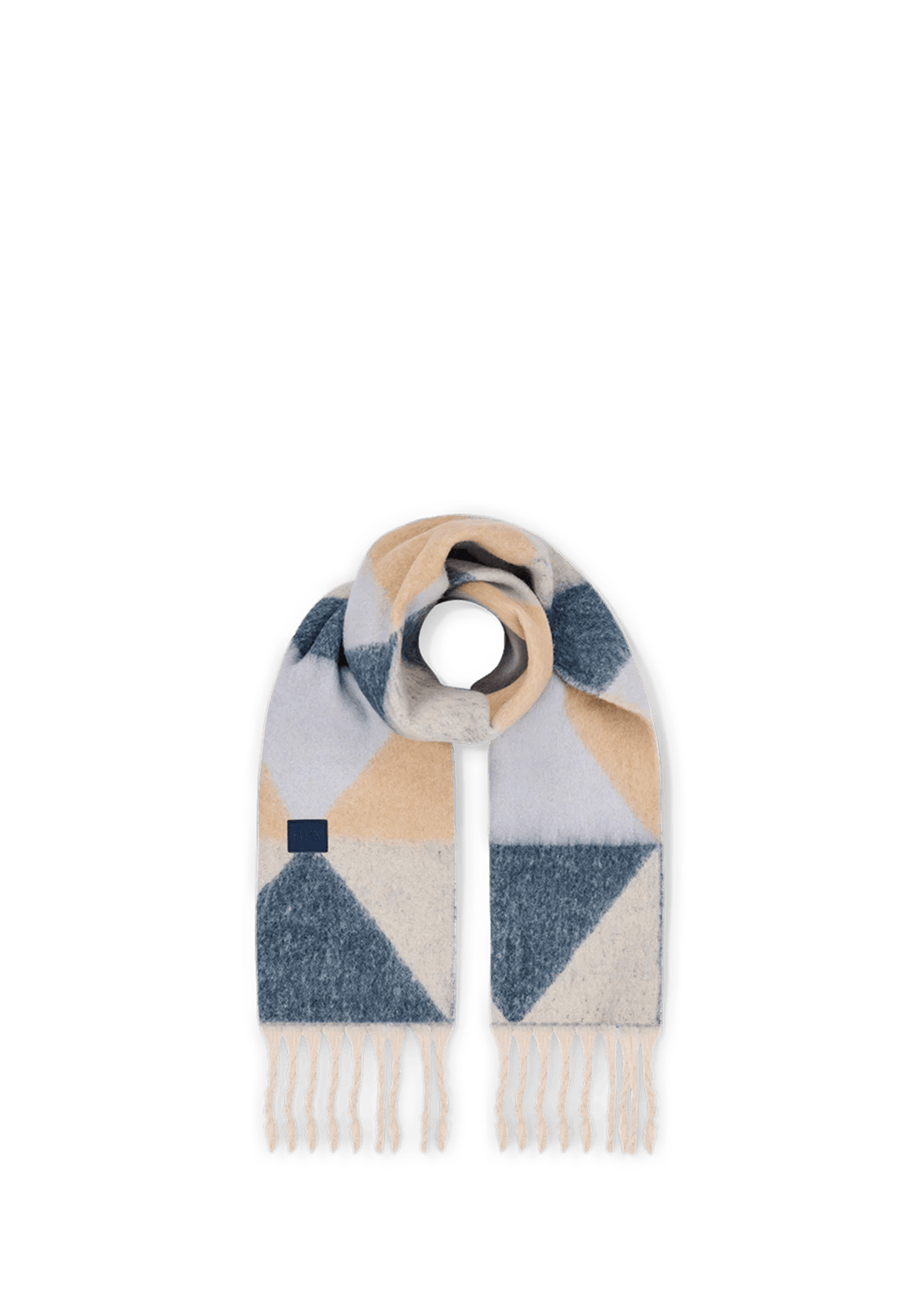 Seitenansicht auf neutralem Hintergrund des Produktes Cozy Scarf in der Farbe Blue